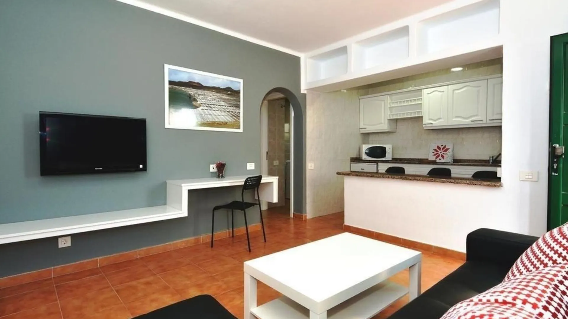 Daire Relax Tinosa Ist Eine Schoene Wohnung In Einer Sehr Ruhigen Und Sehr Gepflegten Anlage Mit Gemeinschaftspool In Puerto Del Carmen